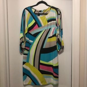Calvin Klein 3/4 slit sleeve multicolor dress